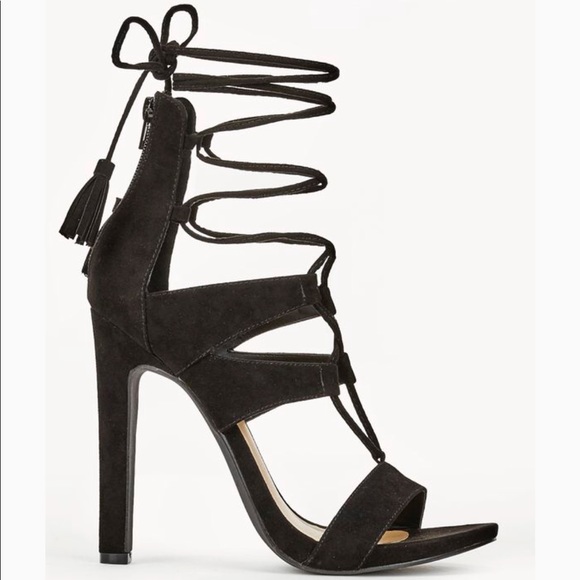 Gorgetta-Black heels! Just Fab! - Picture 2 of 5